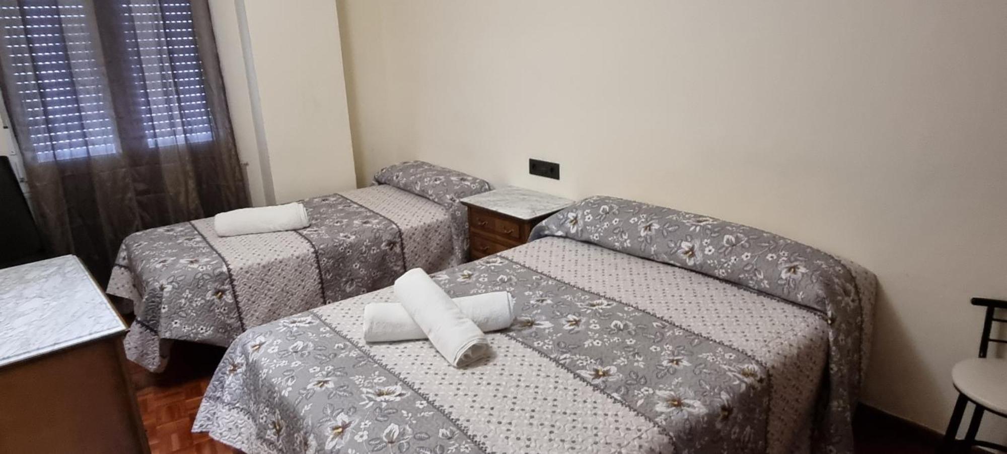 Apartamentos Salamanca Puerta Zamora, Centro, Wifi, 2 Habitaciones, Parking Zewnętrze zdjęcie